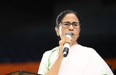 Relief for Mamata govt as Supreme Court rejects CBI probe into creation of supernumerary posts in schools