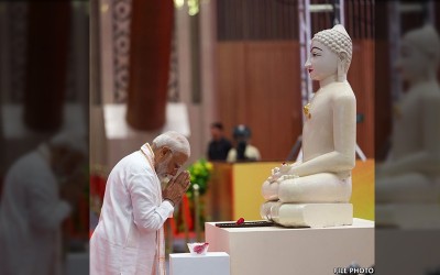 PM Modi pays tributes to Bhagwan Mahavir on Mahavir Jayanti