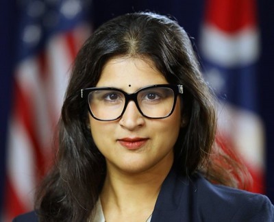 Indian-origin 12th Solicitor General of Ohio Mathura Sridharan is facing flak for wearing 'bindi'