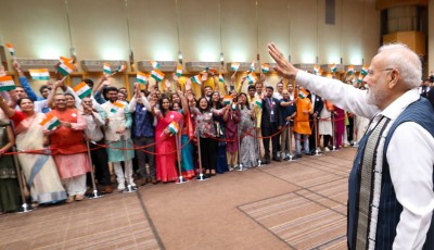 Narendra Modi visits Tokyo: Japanese artists greet PM with classical, folk performances