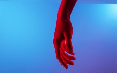 More than 720,000 people commit suicide every year: WHO