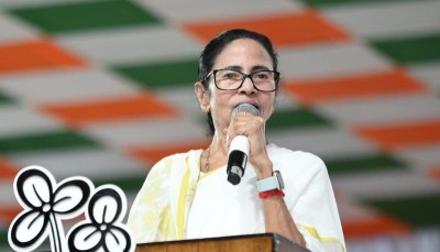 'Don't trust Amit Shah': Mamata invokes Mir Jafar to warn PM Modi