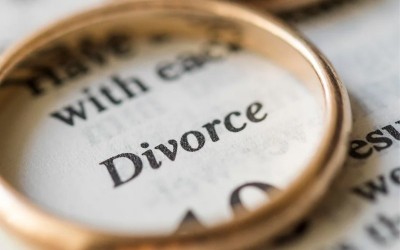 Delhi High Court rules financially independent spouse cannot claim alimony, upholds family court’s divorce verdict