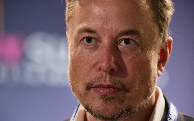 Elon Musk says AI will take all jobs but give humans more freedom
