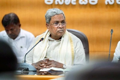 Blow to Siddaramaiah as Karnataka HC freezes new govt order on public gatherings