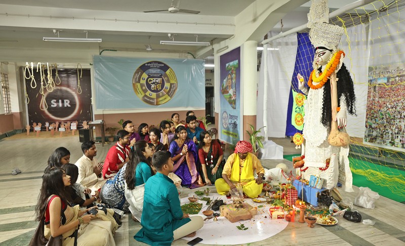 Saraswati Puja in Kolkata: Where Learning, Youthful Joy and Love Meet