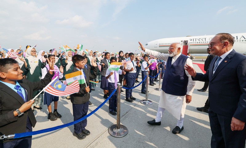 In images: PM Modi receives warm welcome in Kuala Lumpur