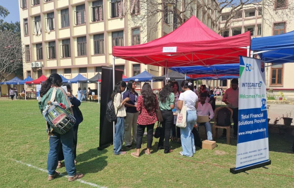Loreto College hosts job fair and signs MoU to strengthen academic collaboration