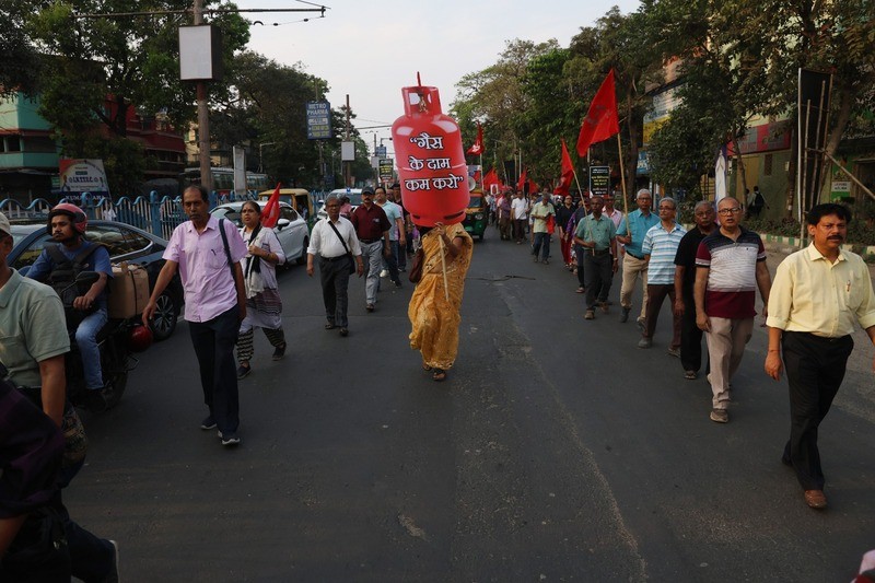 In Images: CPI-M supporters protest in Kolkata over LPG price hikes