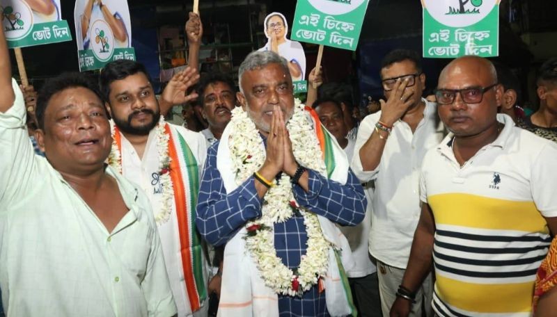 IT raids TMC candidate Debasish Kumar’s premises ahead of Bengal polls