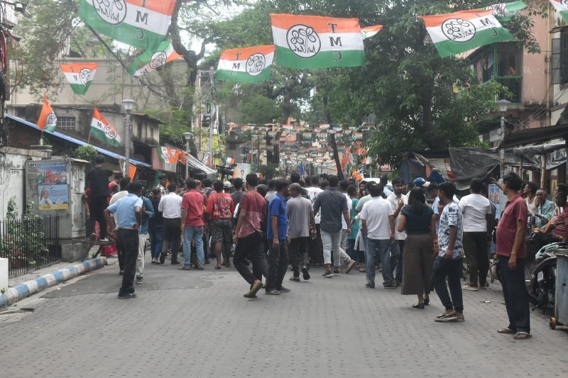 In Images: Police, RAF, central forces take charge following gherao of Suvendu Adhikari in Kolkata's Kalighat