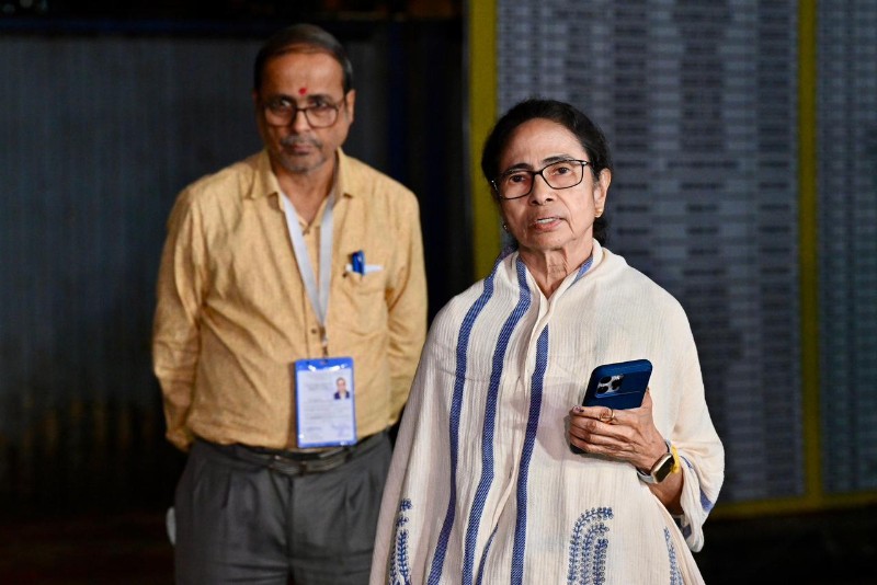 Mamata Banerjee inspects Bhabanipur strongroom amid EVM allegations, vows to resist any manipulation.