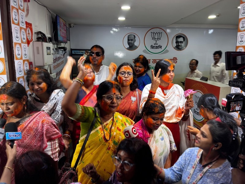 Celebrations begin at BJP Bengal HQ in Kolkata as party inches towards majority mark