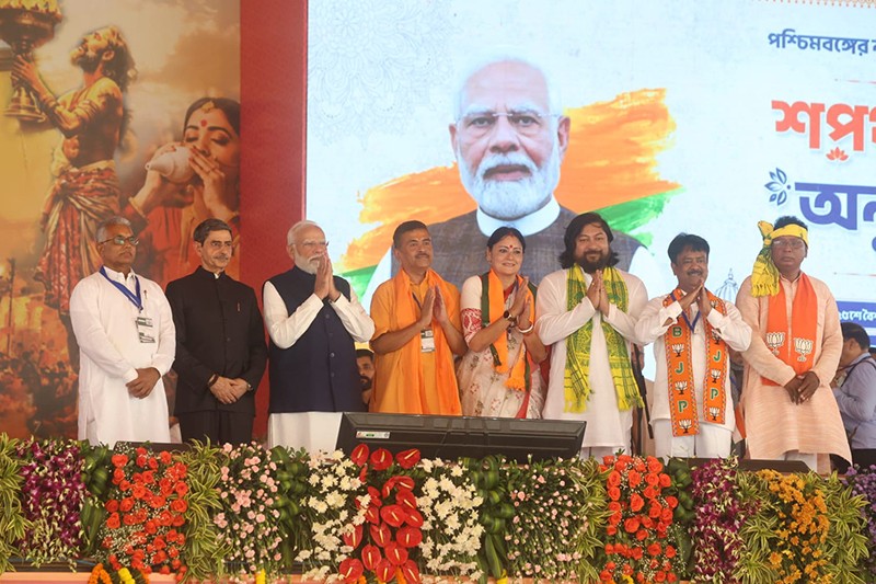 Bengal’s Big Political Moment: Suvendu Adhikari Takes Oath — See The Images