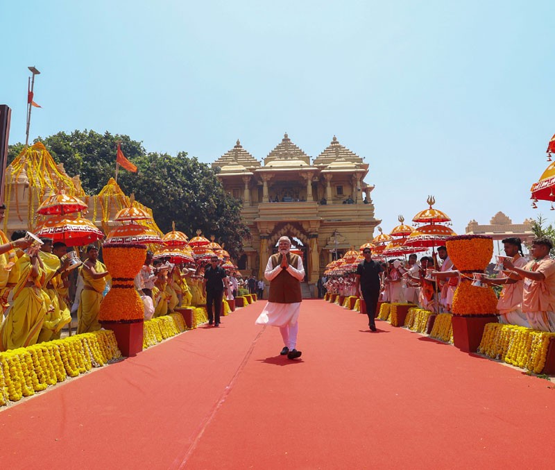In Images: PM Modi offers prayers at Somnath Temple