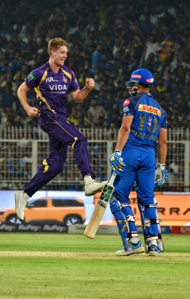 In Images: Kolkata Knight Riders take on Mumbai Indians at Eden Gardens