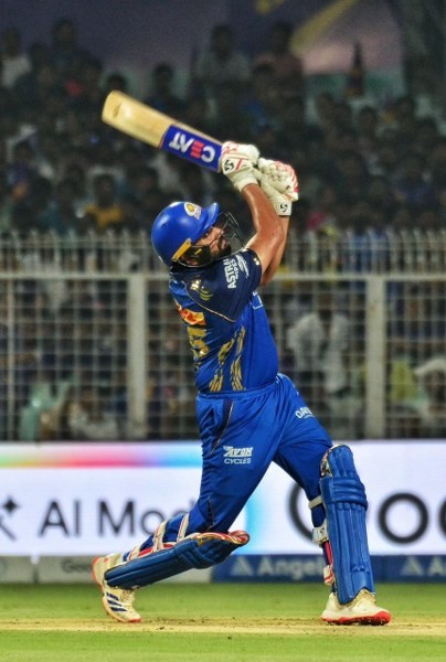 In Images: Kolkata Knight Riders take on Mumbai Indians at Eden Gardens