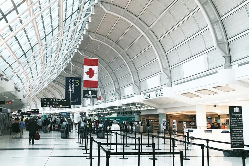 Canadians urged to document luggage as airport tag-switching drug cases spark travel fears
