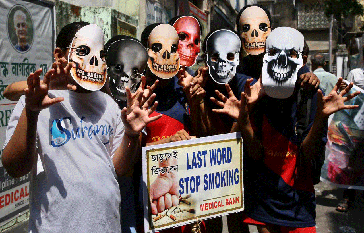 In Images: Kolkata observes World No Tobacco Day