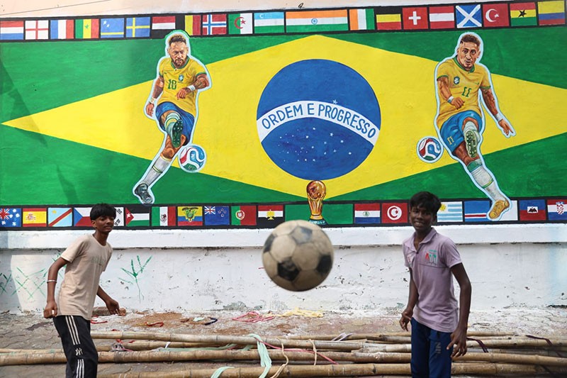 In Images: Kolkata's streets turn yellow and green as Neymar, Raphinha World Cup murals come alive