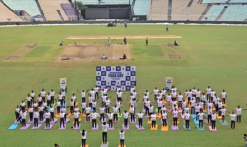 In images: PM Modi performs yoga at Kolkata's Red Road on International Yoga Day 2026