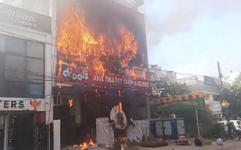 Fifteen killed after massive fire engulfed Lucknow commercial building.