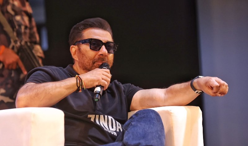 In Images: Sunny Deol, Rajkumar Santoshi promote ‘Batwara 1947’ in Kolkata
