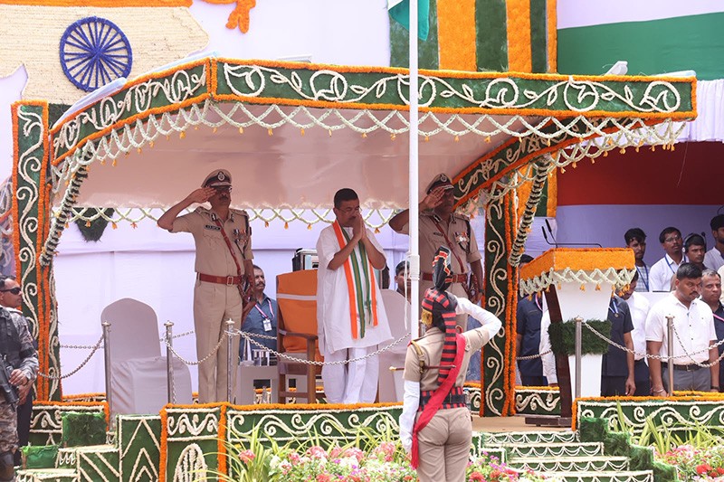 In Images: Kolkata’s Red Road comes alive with Independence Day parade, tableaux and drills