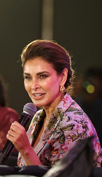 In Images: Lisa Ray’s inspiring Kolkata evening on midlife, resilience and embracing life