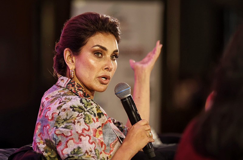 In Images: Lisa Ray’s inspiring Kolkata evening on midlife, resilience and embracing life