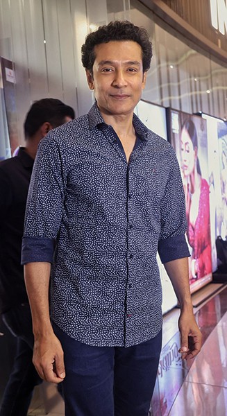 In Images: Special screening of Jeet-starrer ‘Keu Bole Biplobi Keu Bole Dakat’ in Kolkata