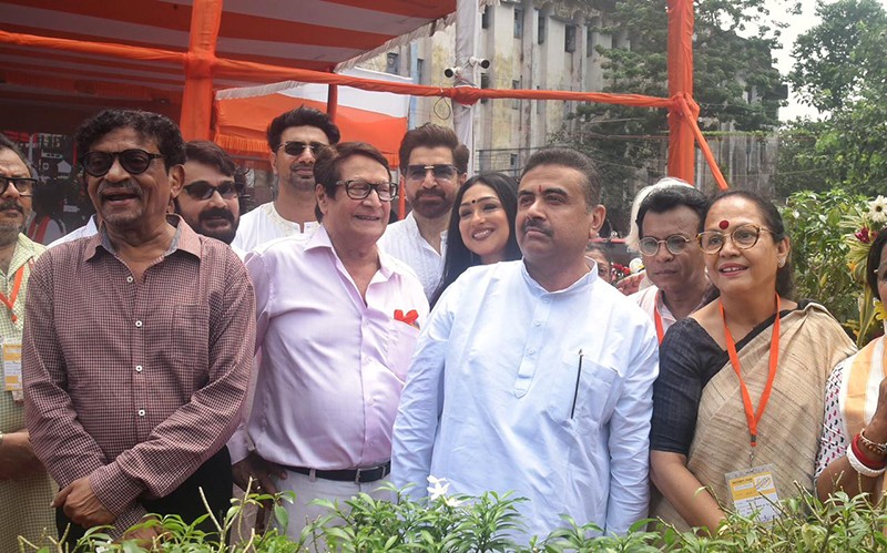 In Images: Stars unite to honour Uttam Kumar on his 100th birth anniversary; Bengal CM Suvendu Adhikari leads floral homage