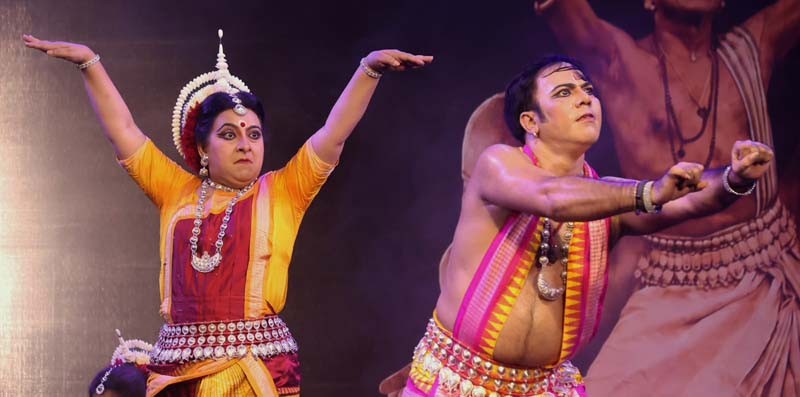 In Images: Dona Ganguly dances with daughter Sana after 9 years; Sourav Ganguly applauds