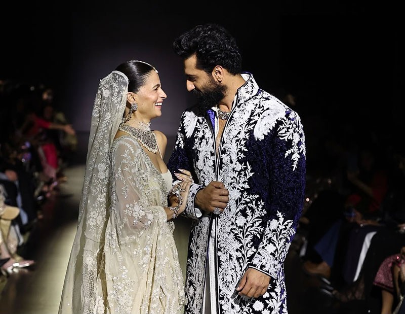 In Images: Alia Bhatt and Vicky Kaushal turn showstoppers at Manish Malhotra’s Mijwan show