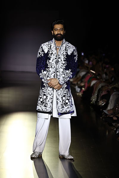 In Images: Alia Bhatt and Vicky Kaushal turn showstoppers at Manish Malhotra’s Mijwan show