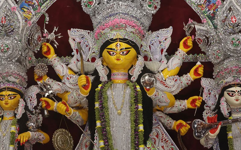 Pujo Parikrama: Kolkata’s Most Spectacular Durga Puja Pandals in Pictures