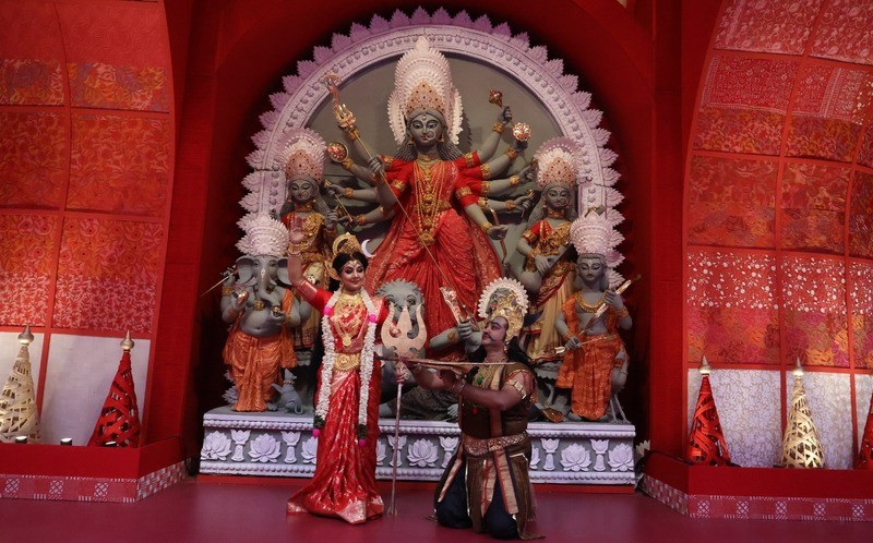 In Images: Kolkata celebrates Durga Puja with traditional dance at Indian Museum pandal