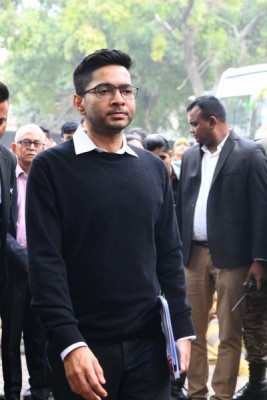 In images: Mamata Banerjee addresses the media after meeting Chief Election Commissioner in Delhi