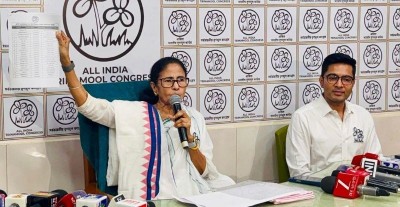 Mamata unveils TMC candidate list for Bengal polls; to face Suvendu in Bhabanipur