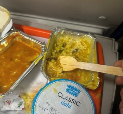Insect in Vande Bharat meal? Passenger’s shocking discovery sparks outrage!