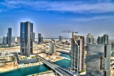 UAE issues missile threat alert, urges residents to seek safe shelter