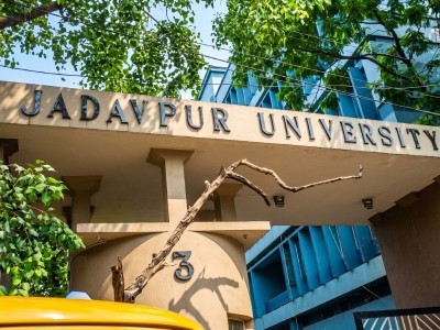 Jadavpur University tightens night entry: Students without legitimate reason after 8 PM to face action