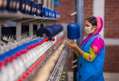 Global trade hits record $35 trillion despite wars and global conflicts