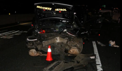 Tesla in full self-driving mode crashes into police car, injuring two US officers