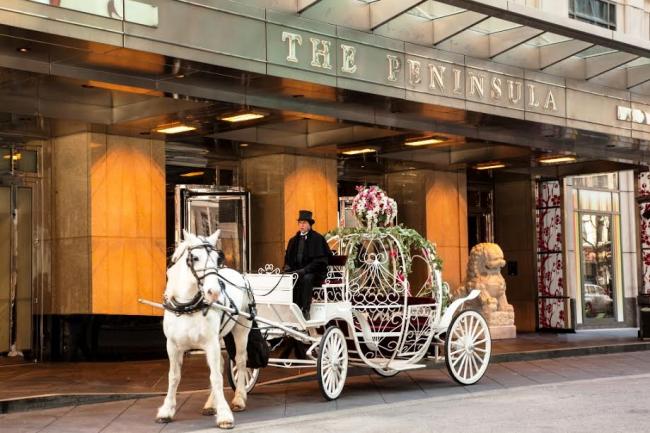 The Peninsula Chicago woos loving hearts with Valentineâ€™s Day offers