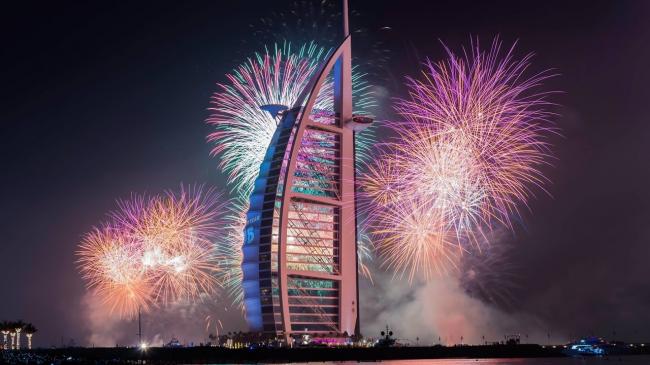 Fly on EMI and Welcome the New Year in Dubai