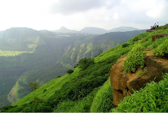 4 best places to explore in Lonavala, the land of mystic beauty