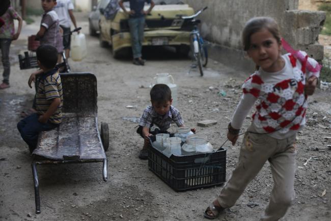 Simple act of playing represents grave danger for children in Syria: UNICEF