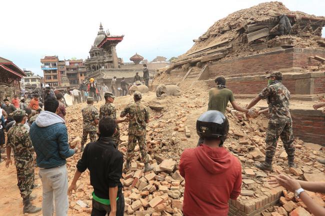 Nepal: Experts begin post-disaster work at damaged UNESCO heritage sites