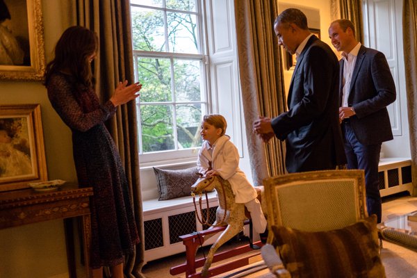 Barack Obama, Michelle Obama attend dinner in Kensington Palace